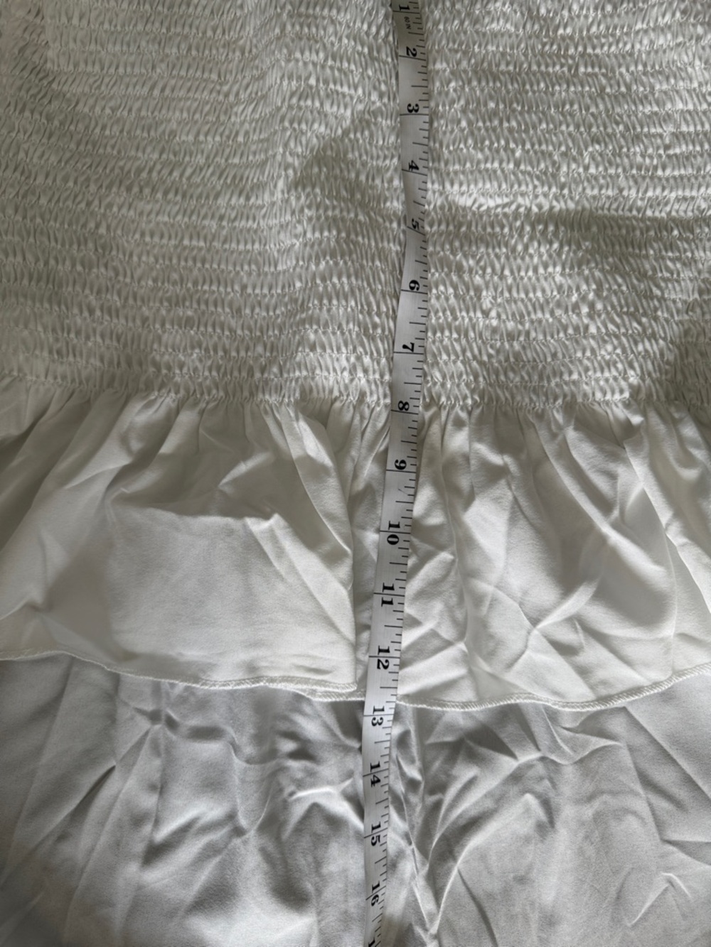 NWOT LYANER White Strapless Smocked Peplum Top- never worn women’s Size L - Picture 4 of 5